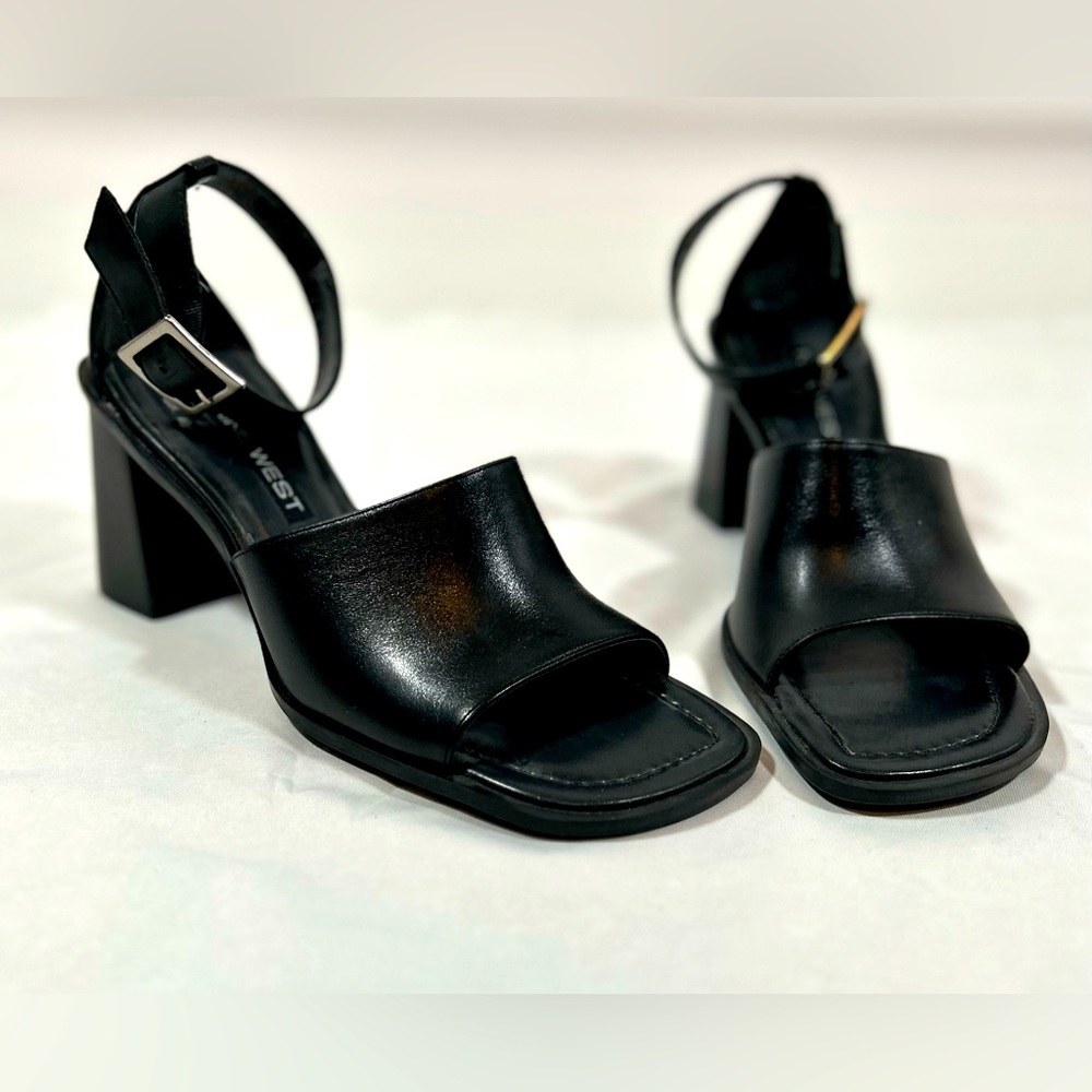 Nine West Chunky Black Leather open toe heels sandals with ankle strap
